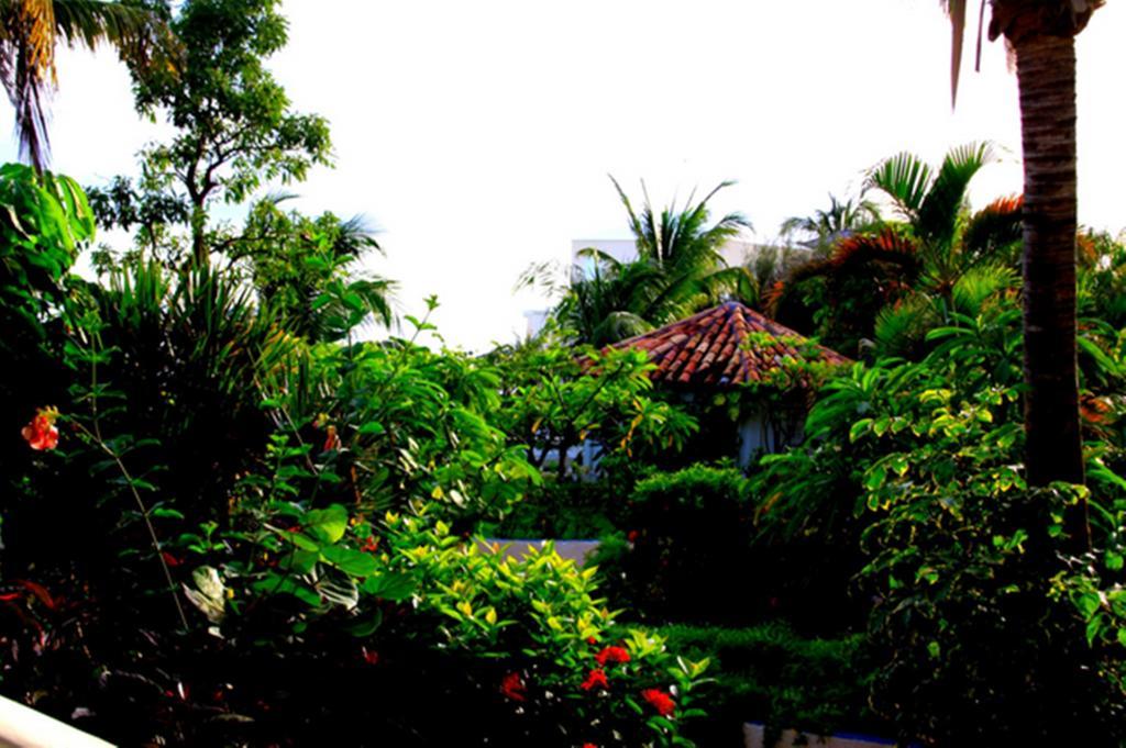 Sapphire Beach Resort East End  Exterior foto